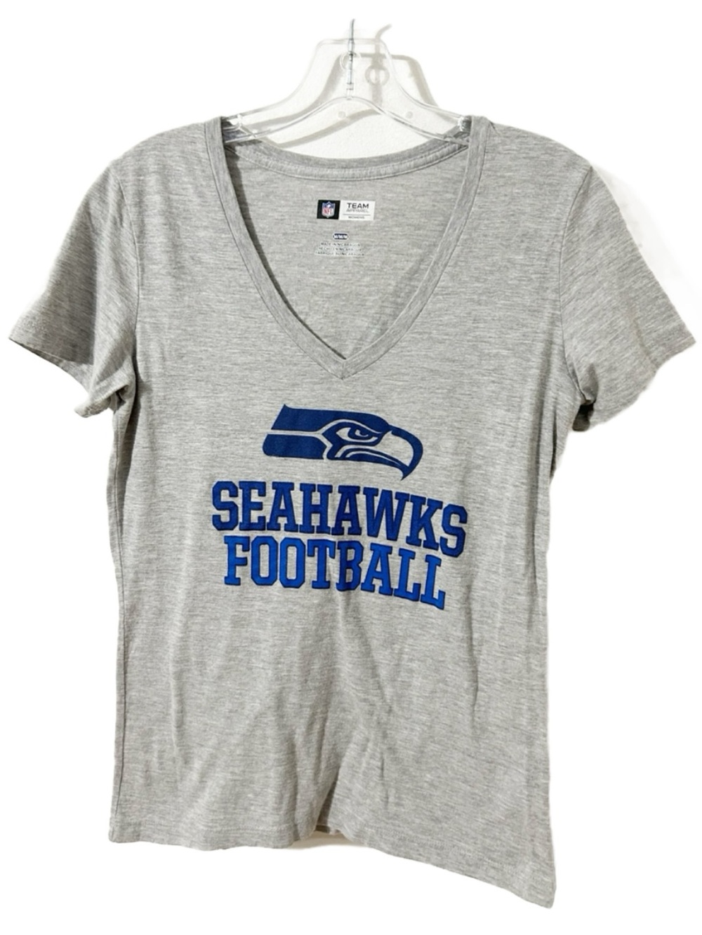 NFL Team Apparel Seattle Seahawks Women’s V-Neck T-Shirt – Size M – Gray